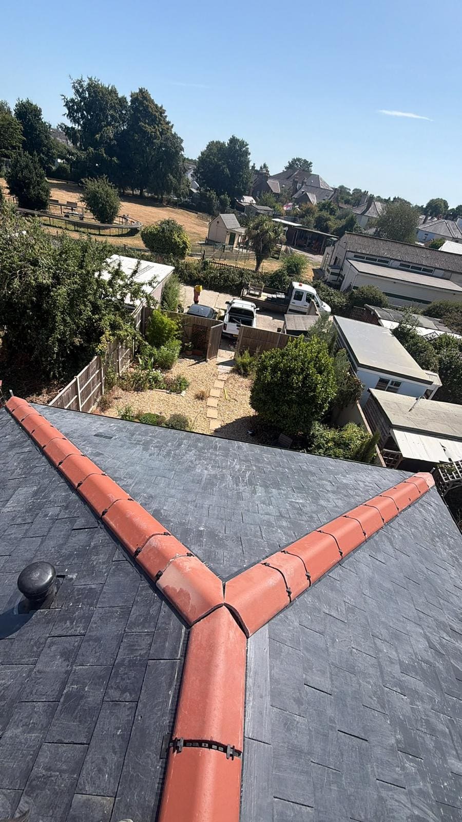 Slate roof ridge vent detail